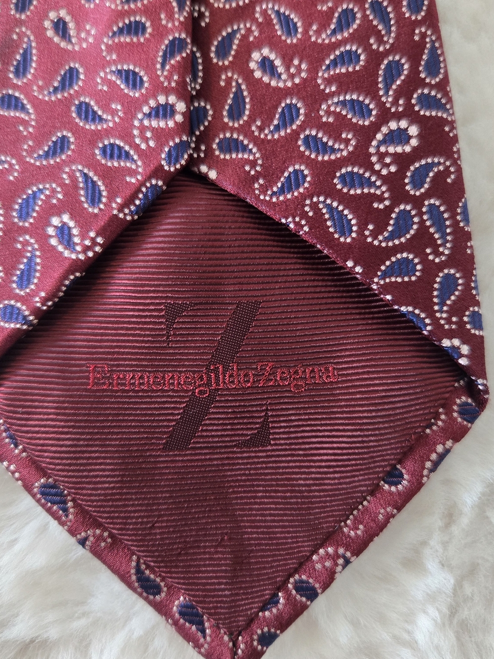 Ermenegildo Zegna Burgundy Paisley Silk Tie with Blue Accents